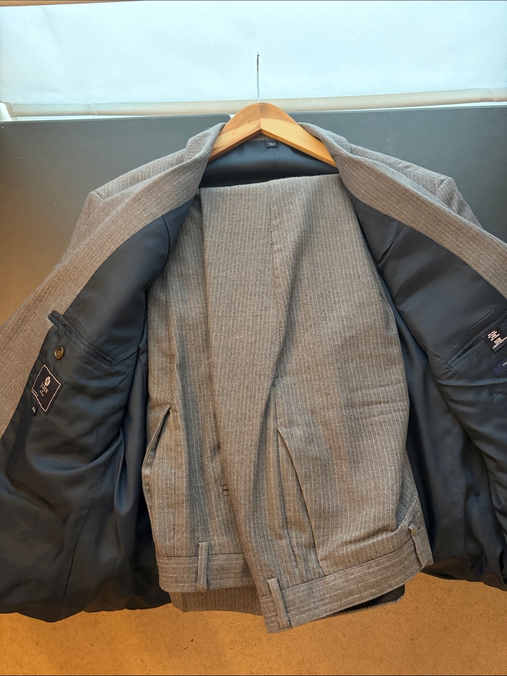 2 piece suit 44R J. Crew Factory Gray Pinstripe Men's Blazer with 36x32 pants! - Picture 5 of 7